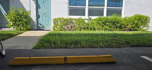 5267 81ST STREET N 5, St Petersburg, FL 33709