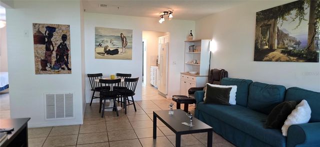 5267 81ST STREET N 5, St Petersburg, FL 33709