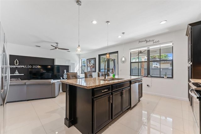 14856 SW 27th Ter, Miami, FL 33185