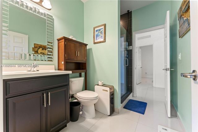 14856 SW 27th Ter, Miami, FL 33185