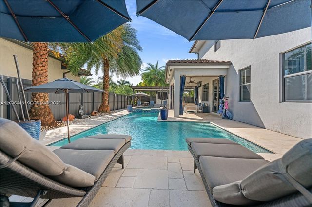 14856 SW 27th Ter, Miami, FL 33185