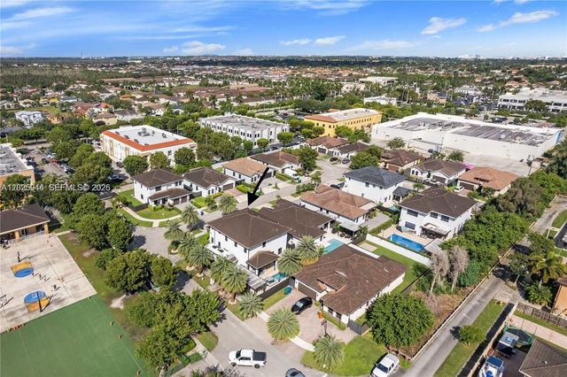 14856 SW 27th Ter, Miami, FL 33185