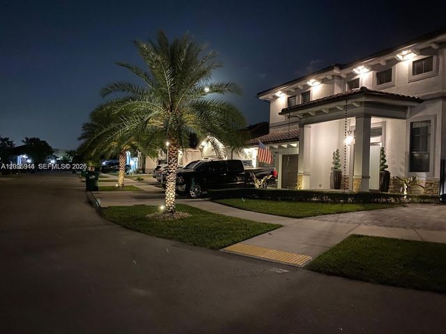 14856 SW 27th Ter, Miami, FL 33185
