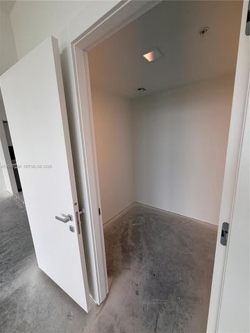 1170 E Hallandale Beach 403, Hallandale Beach, FL 33009