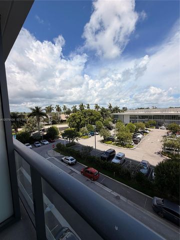 1170 E Hallandale Beach 403, Hallandale Beach, FL 33009