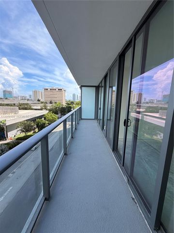 1170 E Hallandale Beach 403, Hallandale Beach, FL 33009