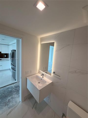1170 E Hallandale Beach 403, Hallandale Beach, FL 33009