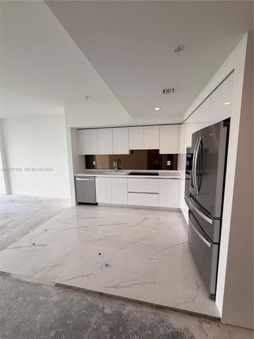 1170 E Hallandale Beach 403, Hallandale Beach, FL 33009