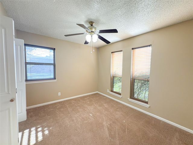 2721 Buffalo Drive, Arlington, TX 76013