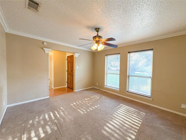 2721 Buffalo Drive, Arlington, TX 76013