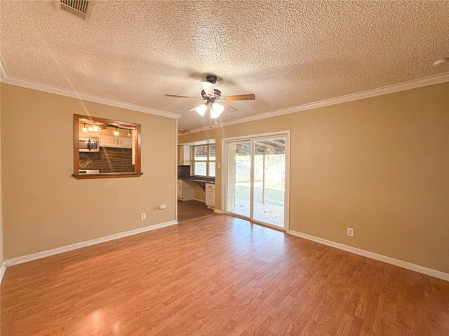 2721 Buffalo Drive, Arlington, TX 76013