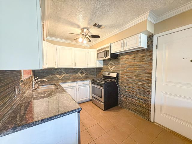 2721 Buffalo Drive, Arlington, TX 76013