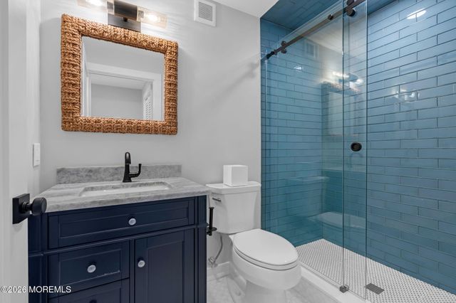 11 E Beach Way, Lavallette, NJ 08735