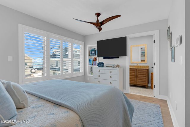 11 E Beach Way, Lavallette, NJ 08735