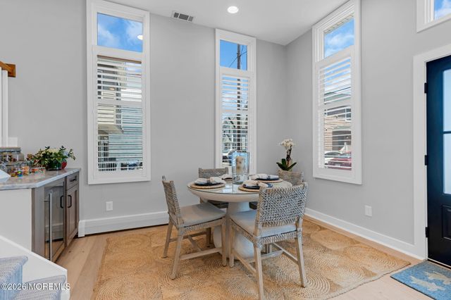 11 E Beach Way, Lavallette, NJ 08735