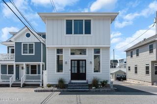 11 E Beach Way, Lavallette, NJ 08735