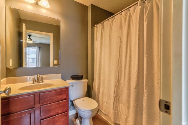 4610 Erinwood Court, Evansville, IN 47725