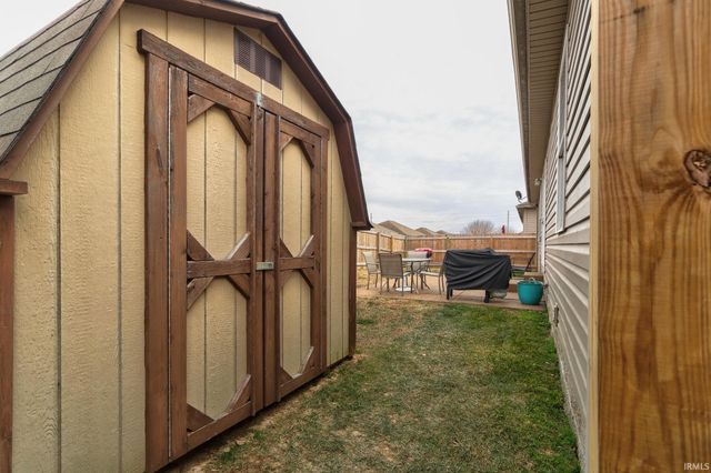 4610 Erinwood Court, Evansville, IN 47725