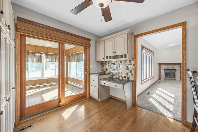 4091 Brookside Drive, Marion, IA 52302