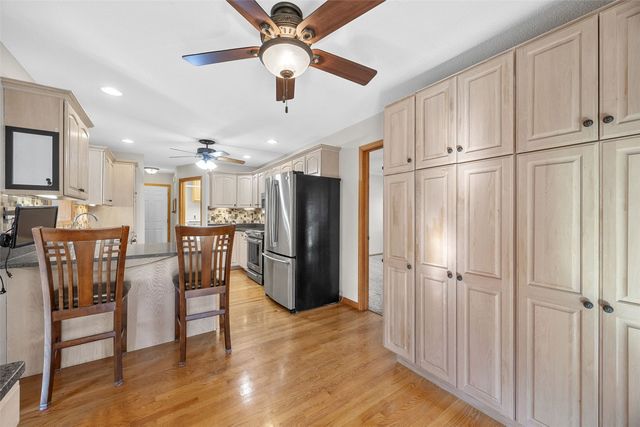 4091 Brookside Drive, Marion, IA 52302