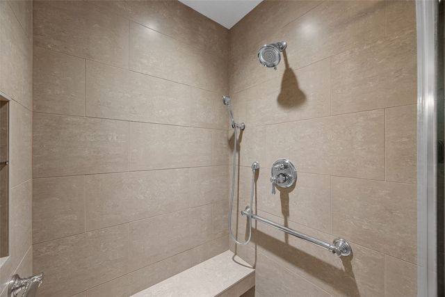 4091 Brookside Drive, Marion, IA 52302