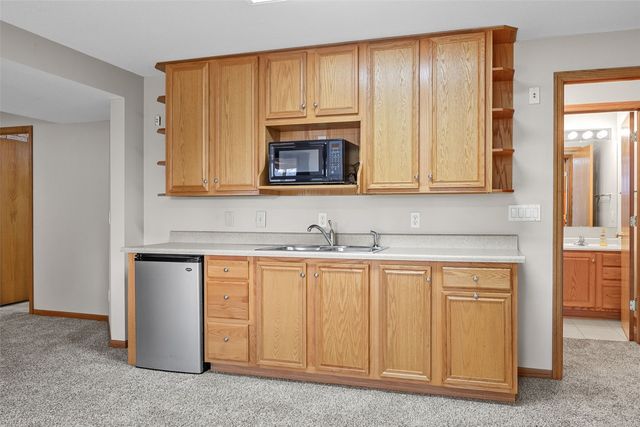 4091 Brookside Drive, Marion, IA 52302