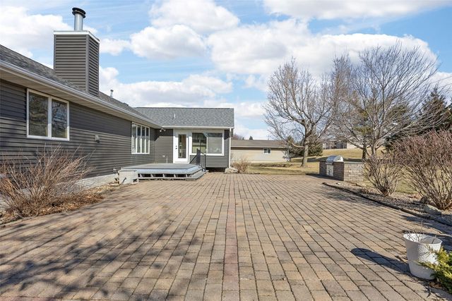 4091 Brookside Drive, Marion, IA 52302