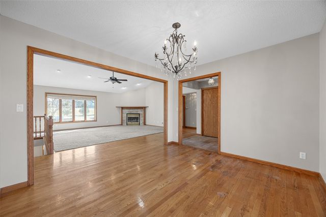 4091 Brookside Drive, Marion, IA 52302