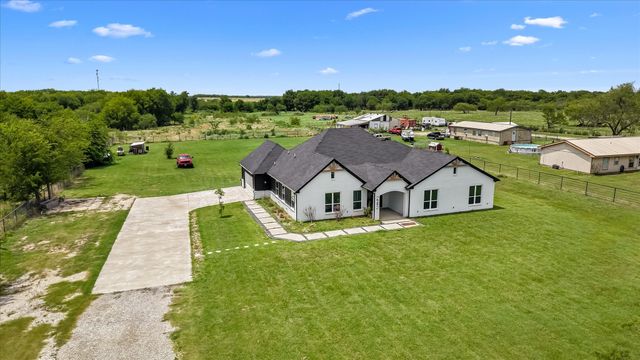 2742 Sundown Drive, Kaufman, TX 75142