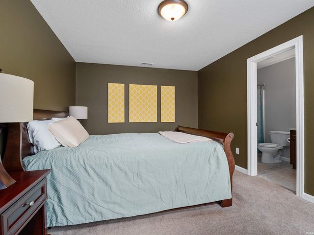 10128 Privet Drive, Fort Wayne, IN 46835