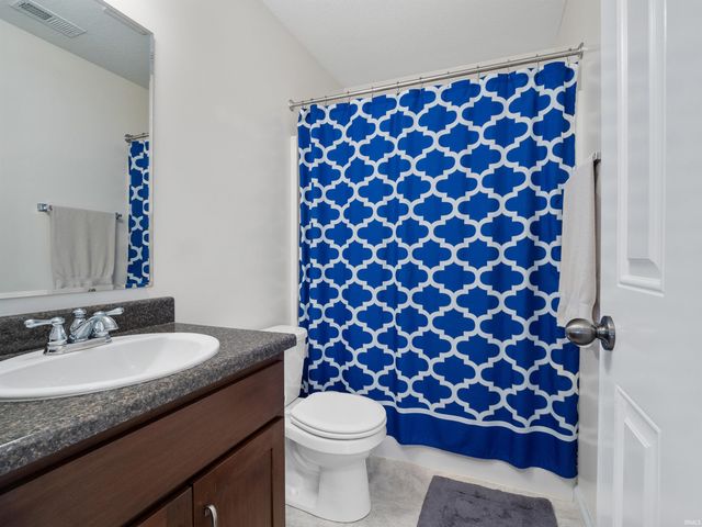 10128 Privet Drive, Fort Wayne, IN 46835