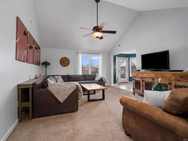 10128 Privet Drive, Fort Wayne, IN 46835