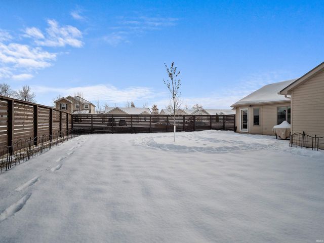 10128 Privet Drive, Fort Wayne, IN 46835