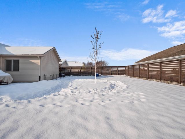 10128 Privet Drive, Fort Wayne, IN 46835