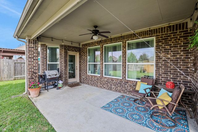 13226 Spurlin Meadow Drive, Tomball, TX 77377