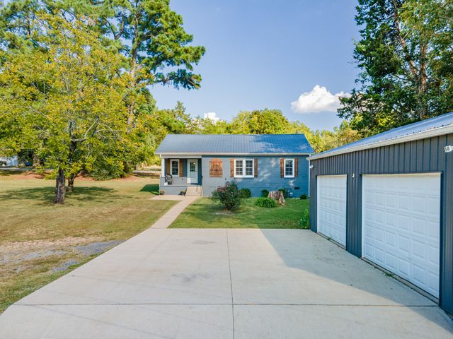 3287 Highway 48, N, Nunnelly, TN 37137