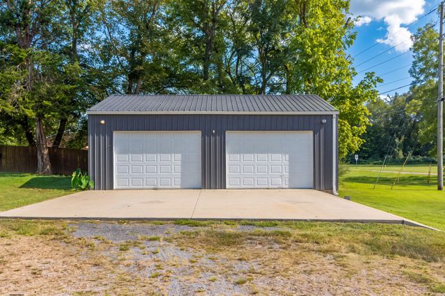 3287 Highway 48, N, Nunnelly, TN 37137
