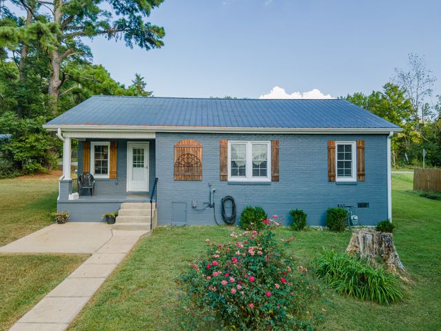 3287 Highway 48, N, Nunnelly, TN 37137