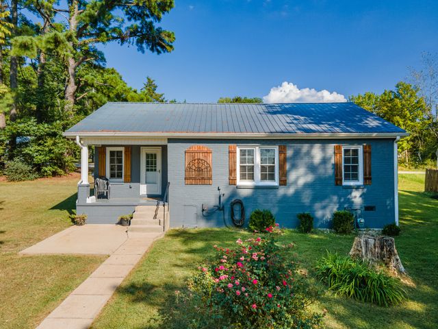 3287 Highway 48, N, Nunnelly, TN 37137