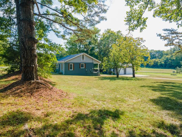 3287 Highway 48, N, Nunnelly, TN 37137