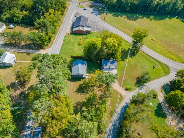 3287 Highway 48, N, Nunnelly, TN 37137