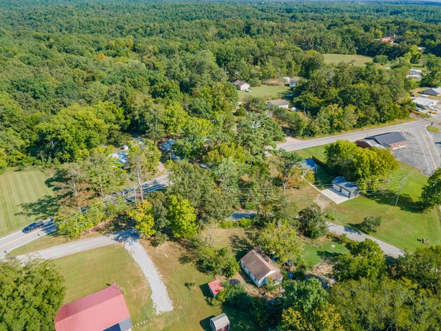 3287 Highway 48, N, Nunnelly, TN 37137