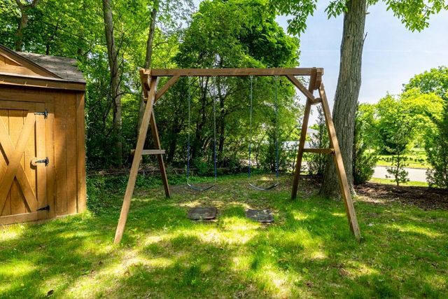 3665 Frederick Drive, Ann Arbor, MI 48105