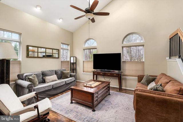 31 CYPRESS PL, Newtown, PA 18940