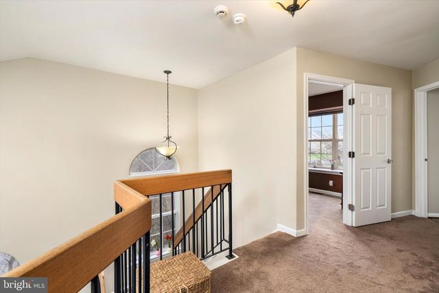 31 CYPRESS PL, Newtown, PA 18940