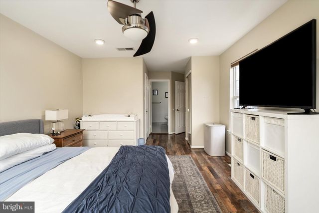 31 CYPRESS PL, Newtown, PA 18940