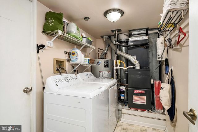 31 CYPRESS PL, Newtown, PA 18940