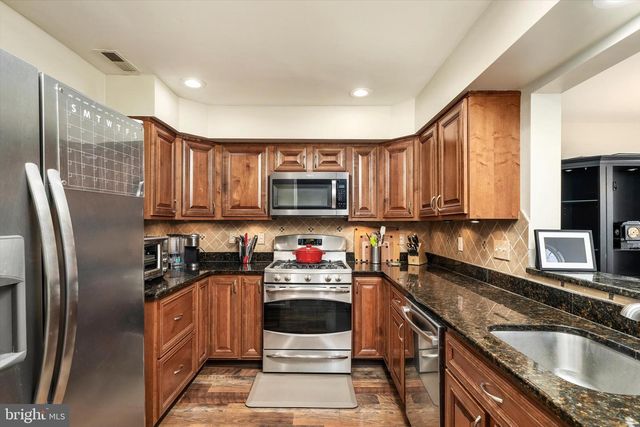 31 CYPRESS PL, Newtown, PA 18940