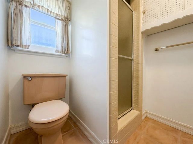 962 N Calmgrove, Covina, CA 91724