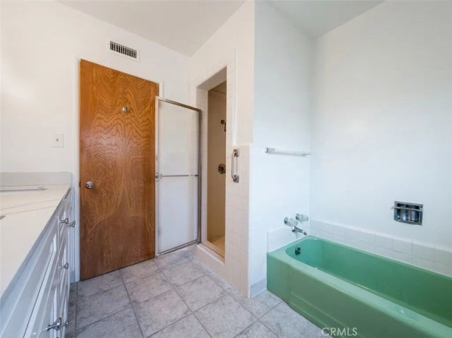 962 N Calmgrove, Covina, CA 91724